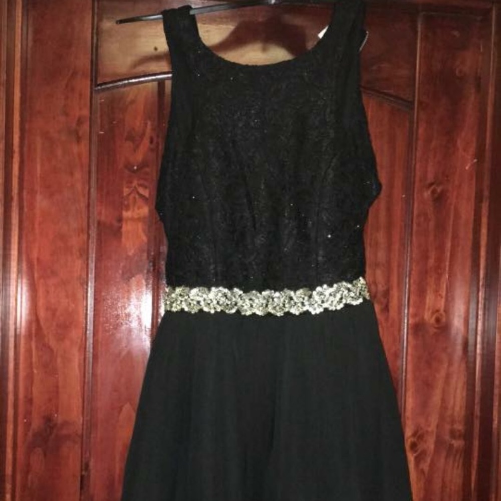 Formal homecoming prom dress